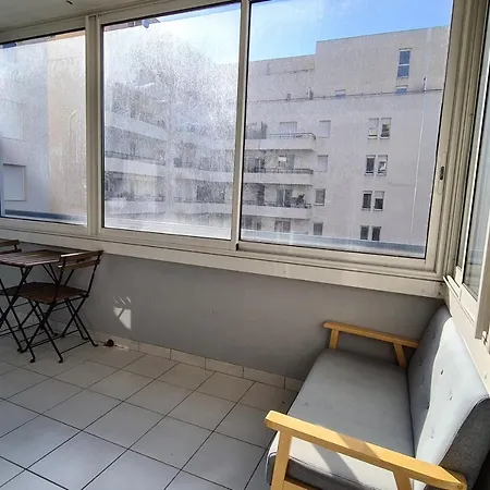 Nest With Balcony In * Montpellier